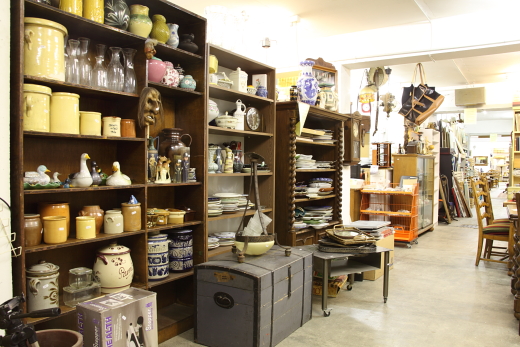 brocante teen services