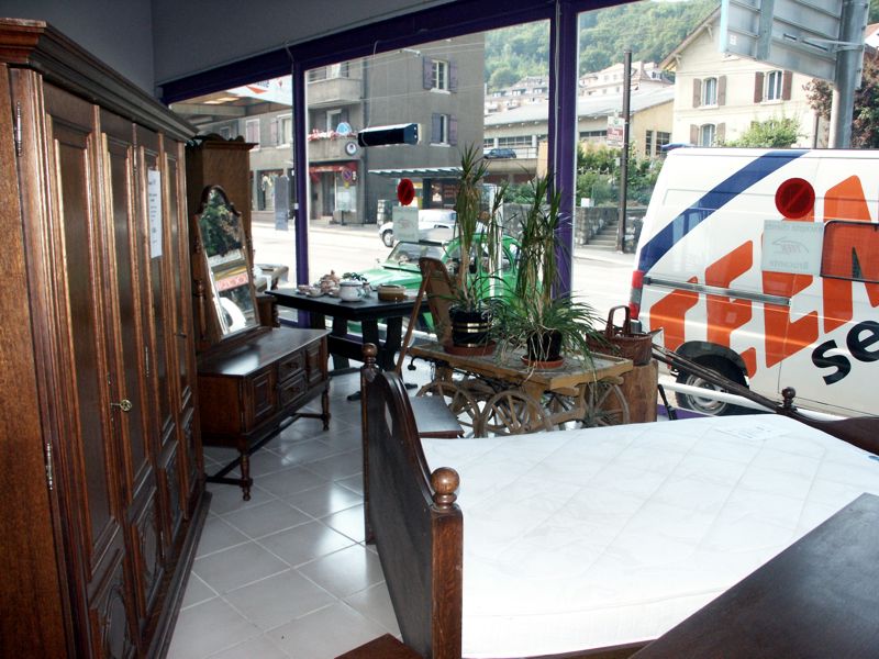 brocante teen services