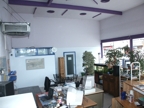 vue d'ensemble du bureau et de la vitrine